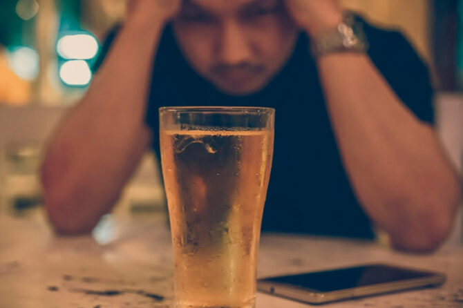 Alcoólatra sintomas